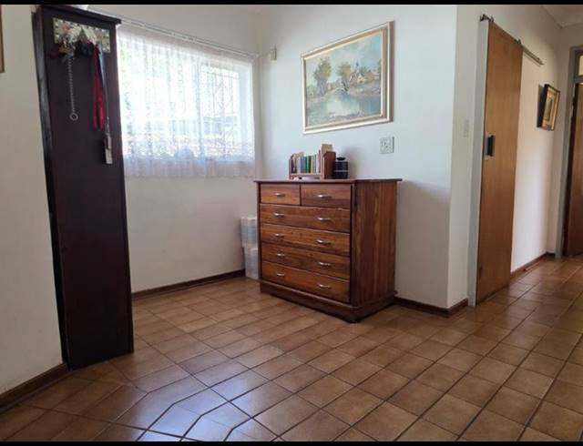 3 BEDROOM HOUSE FOR SALE IN NIMRODPARK